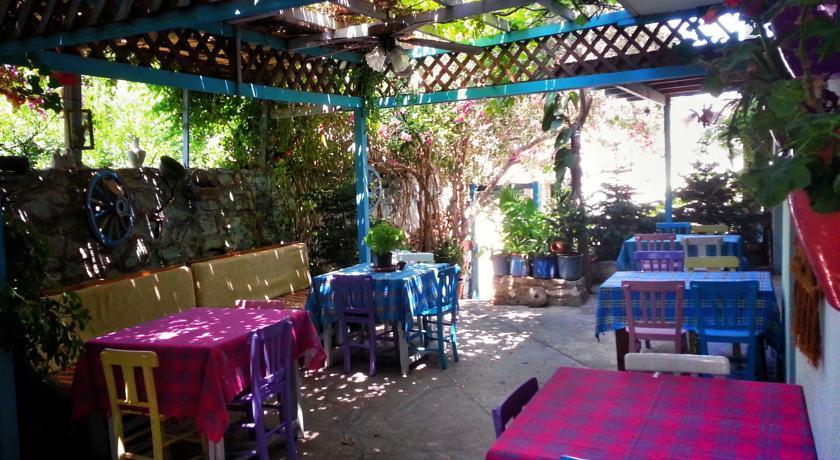 Parmis Rooms Cesme Exterior photo
