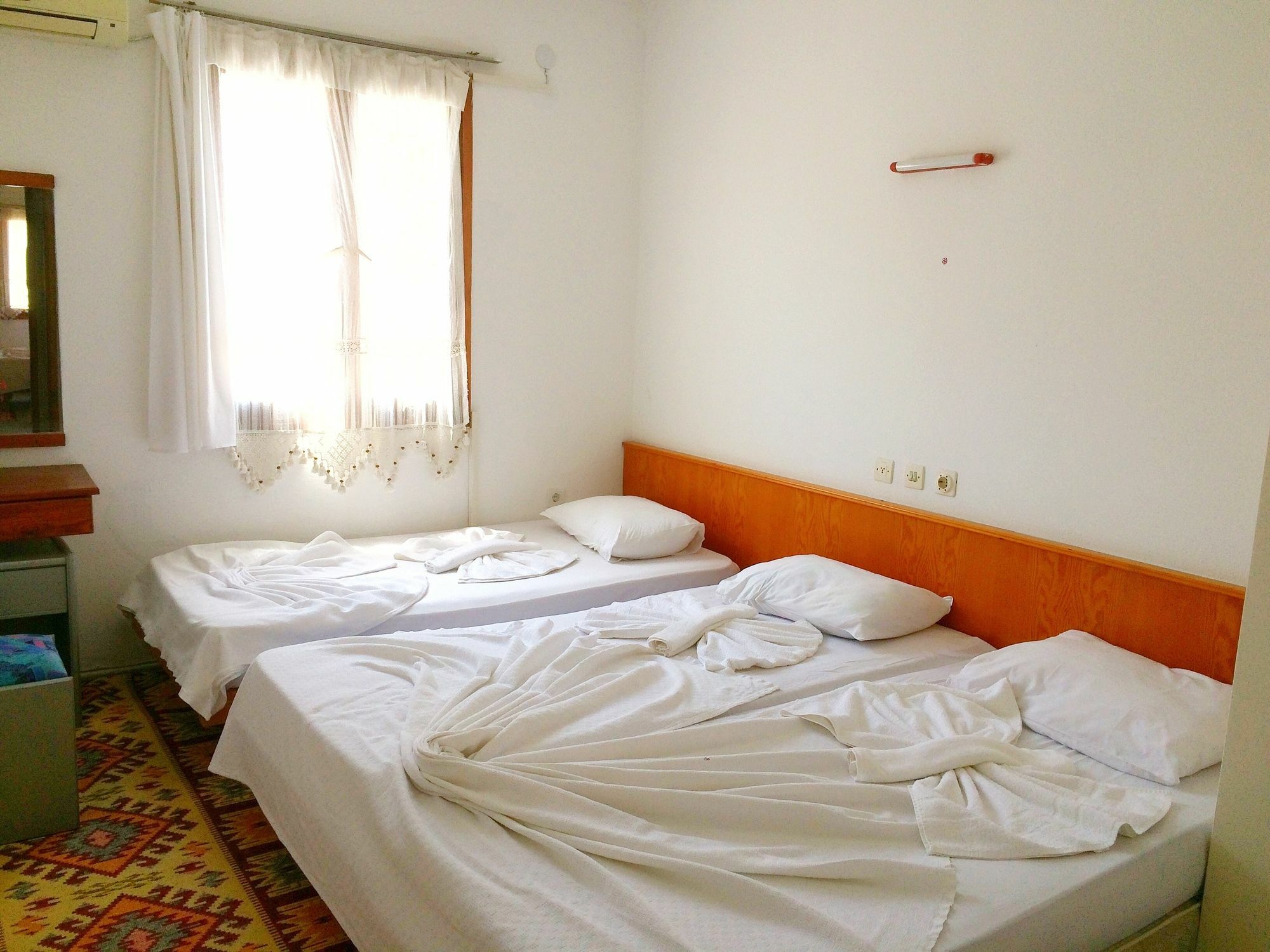 Parmis Rooms Cesme Exterior photo